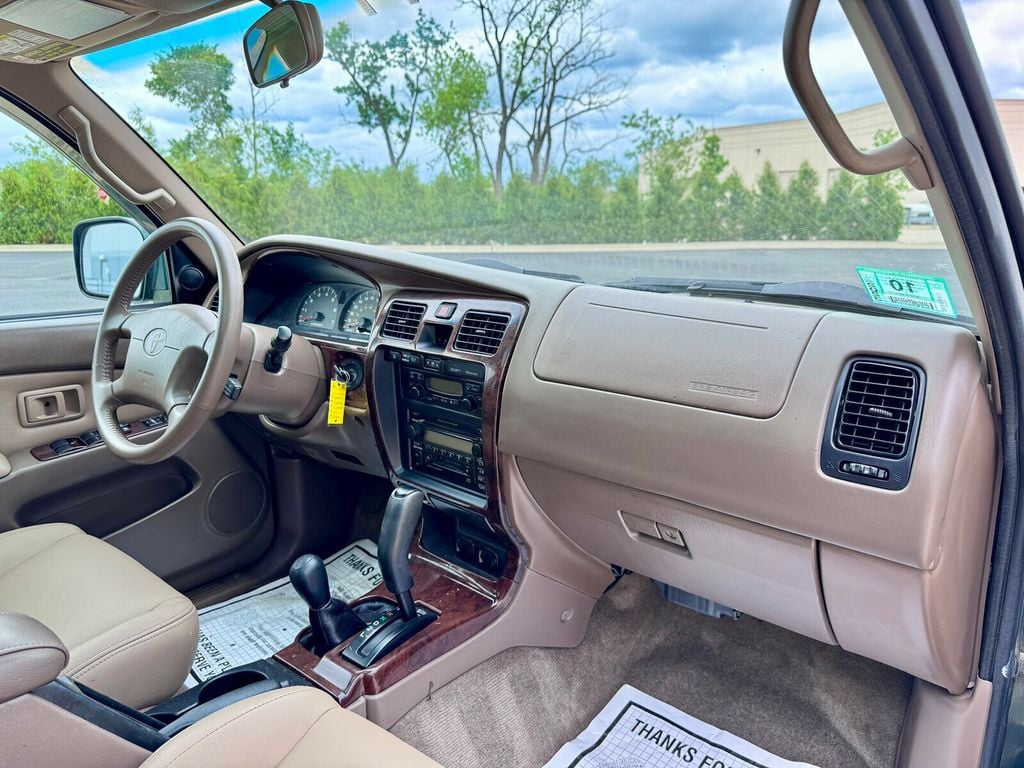 2002 Toyota 4Runner 4dr Limited 3.4L Automatic 4WD - 23028676 - 12