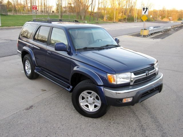 2002 Toyota 4Runner 4dr SR5 3.4L Automatic 4WD - 23011008 - 1