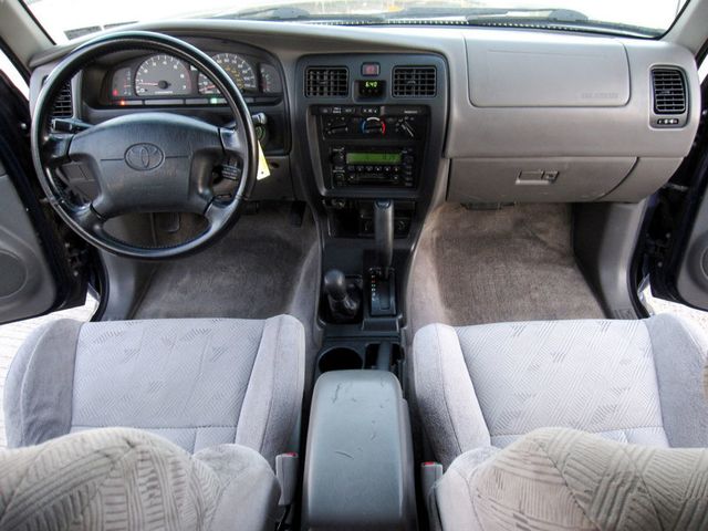 2002 Toyota 4Runner 4dr SR5 3.4L Automatic 4WD - 23011008 - 19