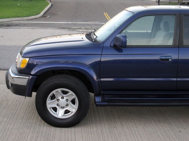 2002 Toyota 4Runner 4dr SR5 3.4L Automatic 4WD - 23011008 - 6