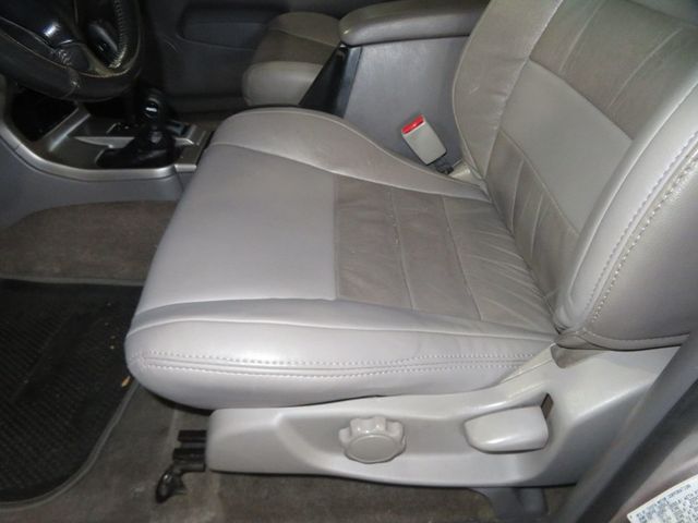 2002 Toyota 4Runner 4X4 4RUNNER LEATHER EXTRA CLEAN HARD TO FIND 3.4 V6  - 22992492 - 19
