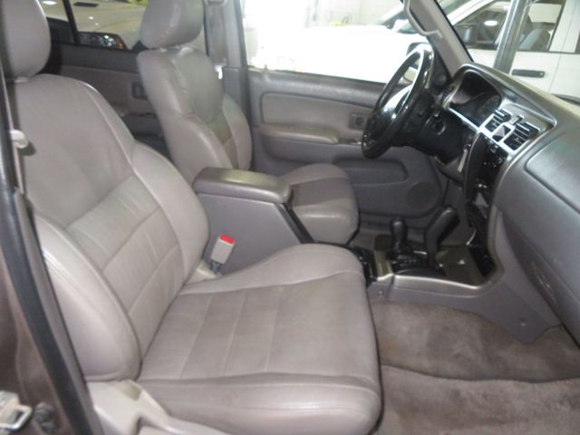 2002 Toyota 4Runner 4X4 4RUNNER LEATHER EXTRA CLEAN HARD TO FIND 3.4 V6  - 22992492 - 31