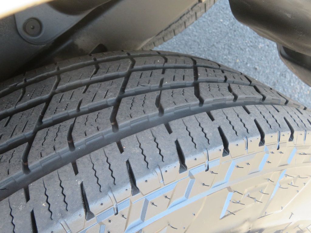 2002 Toyota 4Runner SR5 4X4 4RUNNER EXTRA CLEAN 36 SERVICE RECORDS V6  - 22886057 - 15