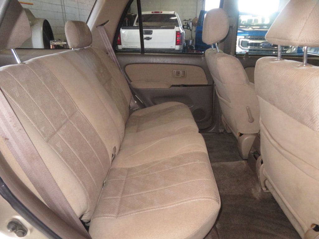 2002 Toyota 4Runner SR5 4X4 4RUNNER EXTRA CLEAN 36 SERVICE RECORDS V6  - 22886057 - 31