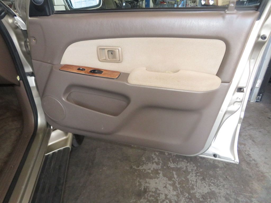 2002 Toyota 4Runner SR5 4X4 4RUNNER EXTRA CLEAN 36 SERVICE RECORDS V6  - 22886057 - 32