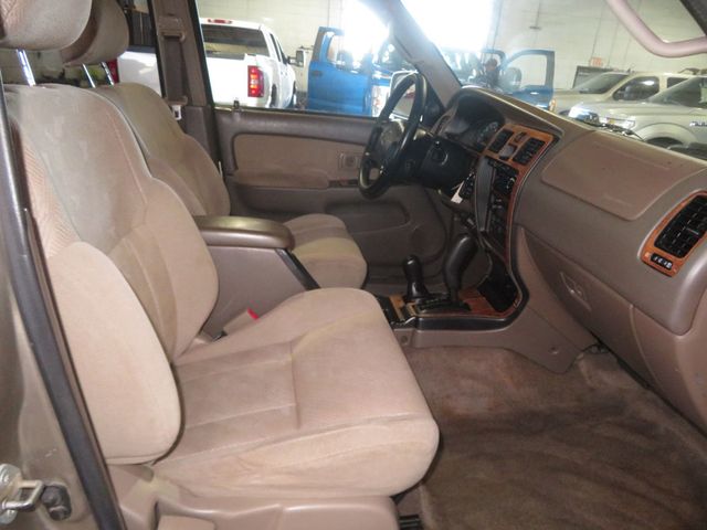 2002 Toyota 4Runner SR5 4X4 4RUNNER EXTRA CLEAN 36 SERVICE RECORDS V6  - 22886057 - 33