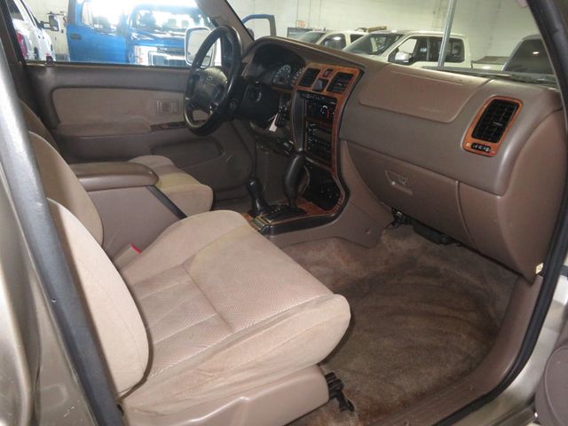 2002 Toyota 4Runner SR5 4X4 4RUNNER EXTRA CLEAN 36 SERVICE RECORDS V6  - 22886057 - 34