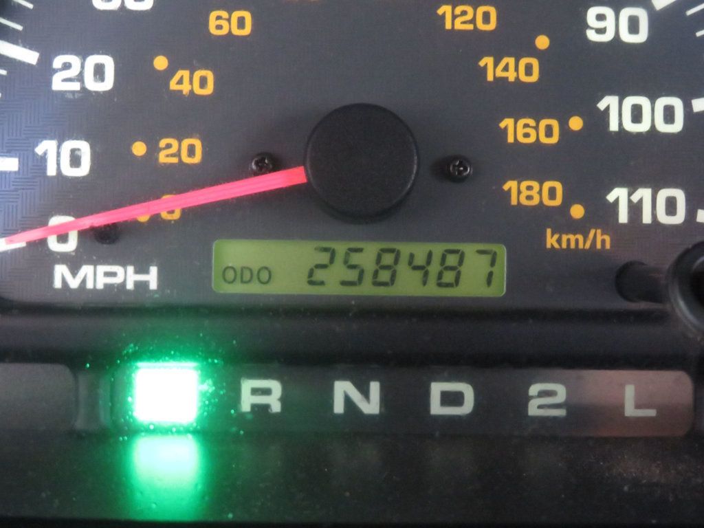 2002 Toyota 4Runner SR5 4X4 4RUNNER EXTRA CLEAN 36 SERVICE RECORDS V6  - 22886057 - 43