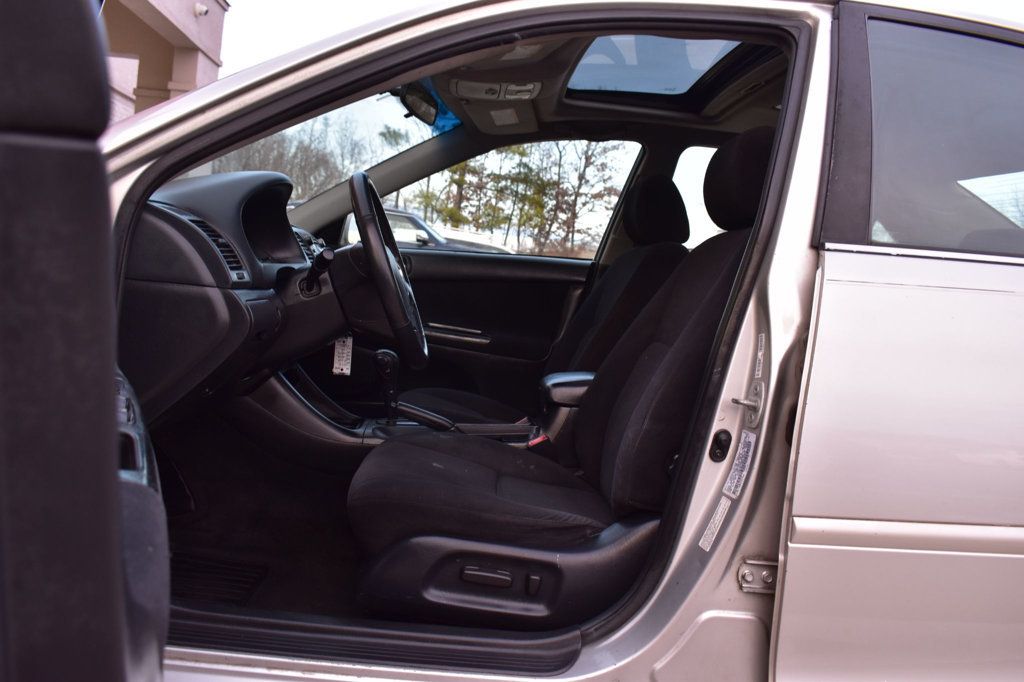 2002 Toyota Camry 4dr Sedan LE Automatic - 22956294 - 11