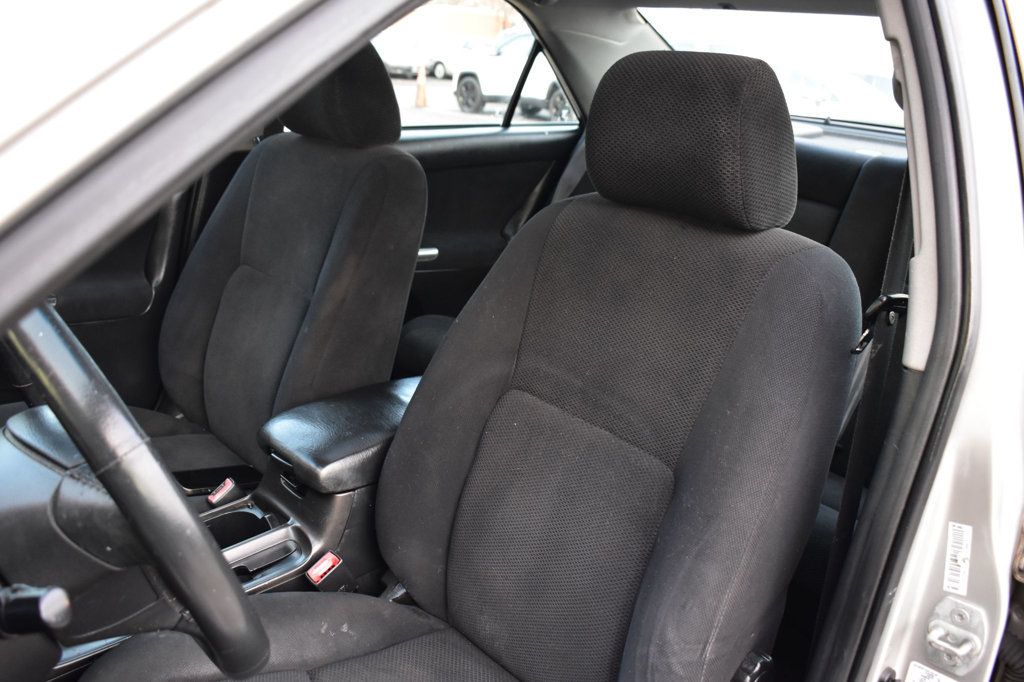 2002 Toyota Camry 4dr Sedan LE Automatic - 22956294 - 12