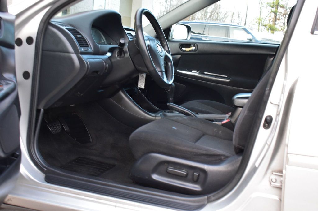 2002 Toyota Camry 4dr Sedan LE Automatic - 22956294 - 13