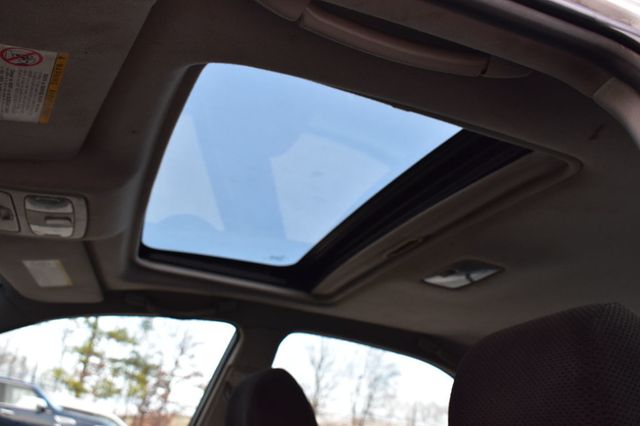 2002 Toyota Camry 4dr Sedan LE Automatic - 22956294 - 27