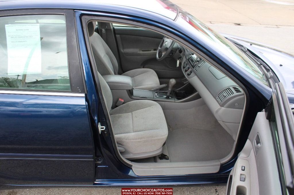 2002 Toyota Camry 4dr Sedan LE Automatic - 22421857 - 12