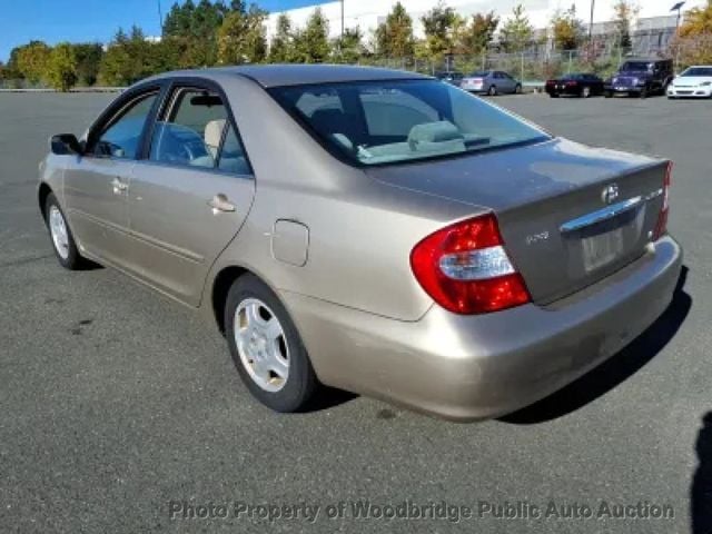 2002 Toyota Camry 4dr Sedan LE V6 Automatic - 23101739 - 3
