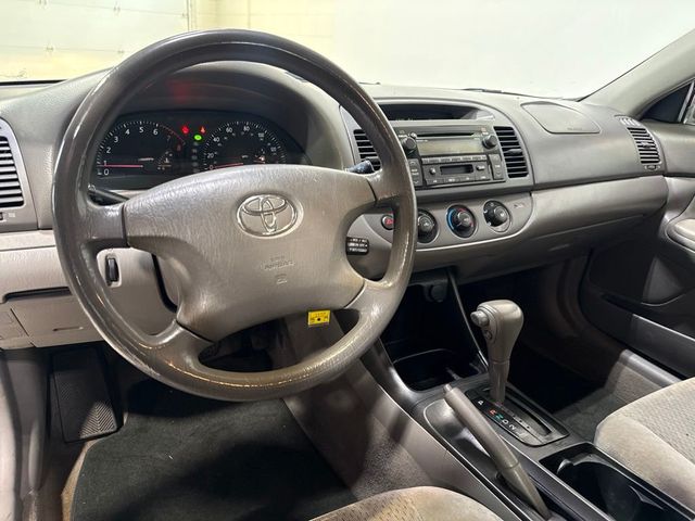 2002 Toyota Camry 4dr Sedan LE V6 Automatic - 23070643 - 9