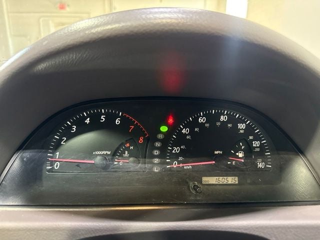 2002 Toyota Camry 4dr Sedan LE V6 Automatic - 23070643 - 11
