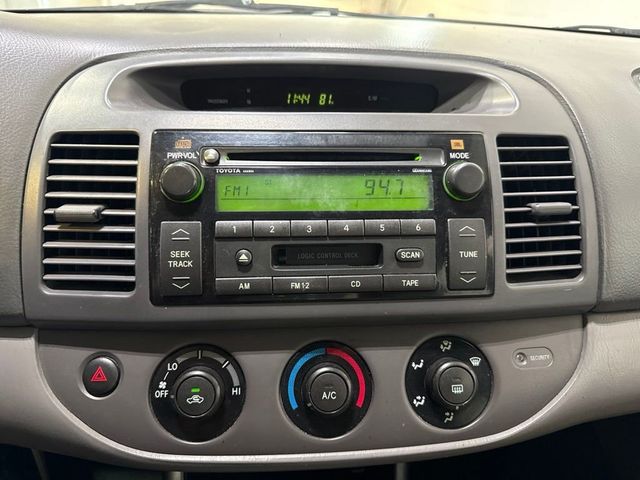 2002 Toyota Camry 4dr Sedan LE V6 Automatic - 23070643 - 13