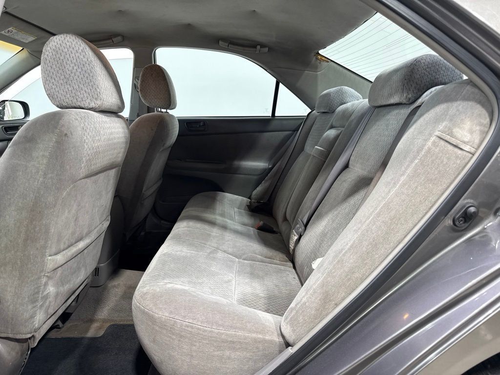 2002 Toyota Camry 4dr Sedan LE V6 Automatic - 23070643 - 16