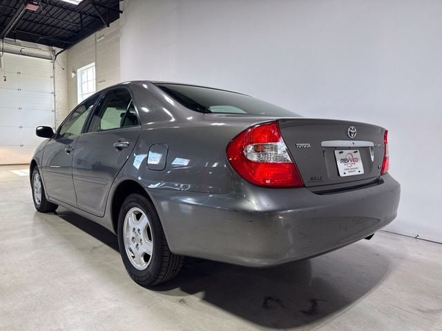 2002 Toyota Camry 4dr Sedan LE V6 Automatic - 23070643 - 4