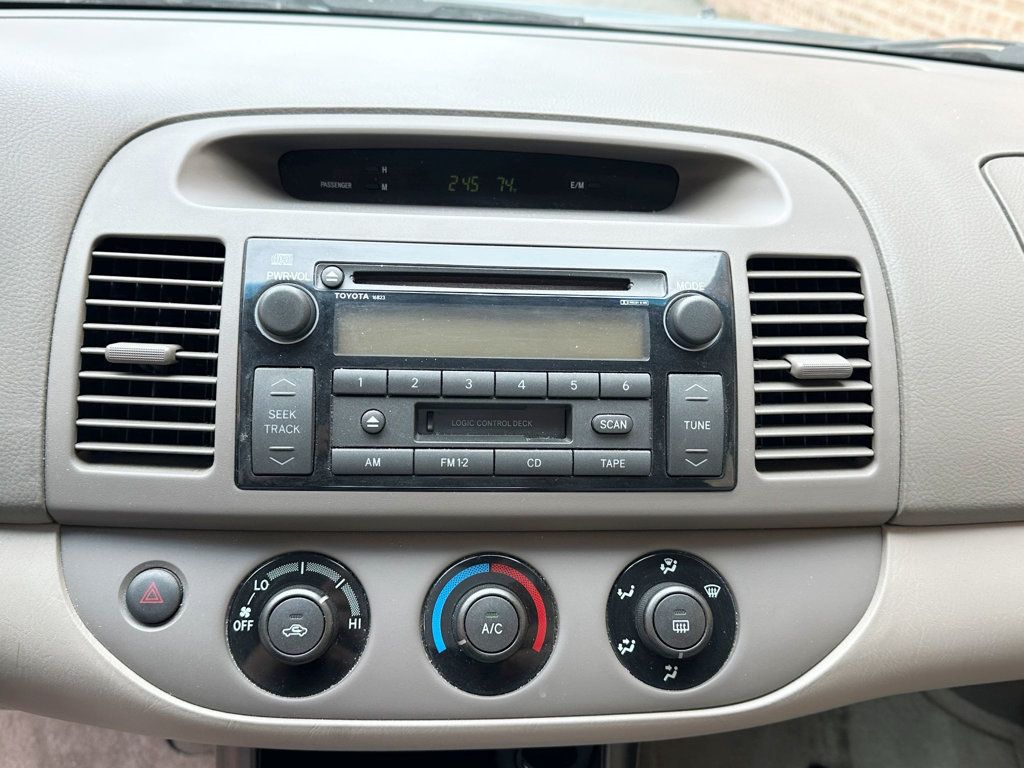 2002 Toyota Camry 4dr Sedan SE Automatic - 23081917 - 10
