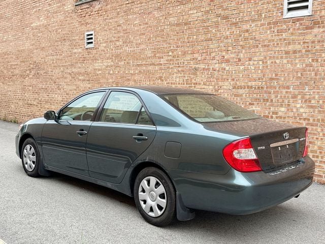 2002 Toyota Camry 4dr Sedan SE Automatic - 23081917 - 1