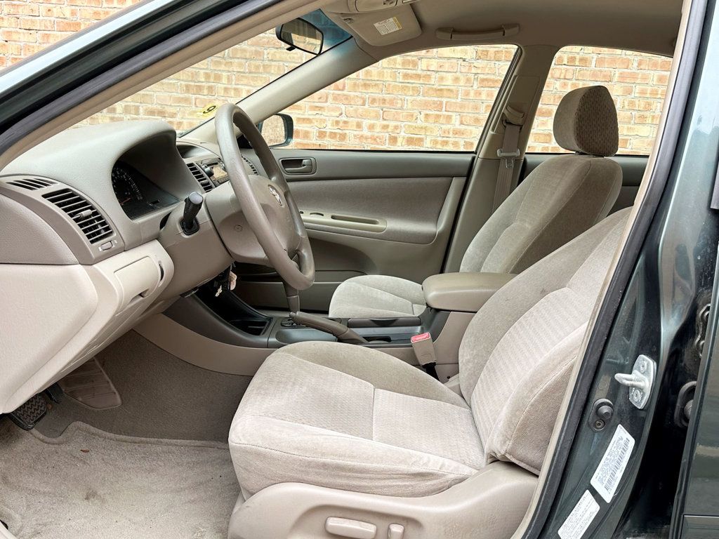 2002 Toyota Camry 4dr Sedan SE Automatic - 23081917 - 6
