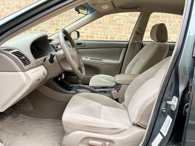 2002 Toyota Camry 4dr Sedan SE Automatic - 23081917 - 6