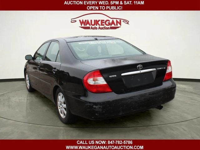 2002 Toyota Camry 4dr Sedan XLE Automatic - 22968954 - 6