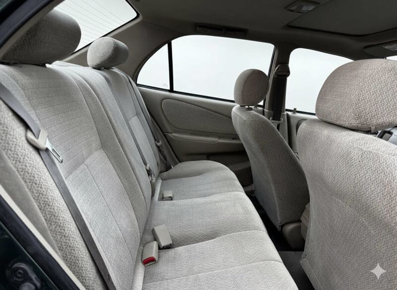 2002 Toyota Corolla LE 4dr Sedan - 22968942 - 11