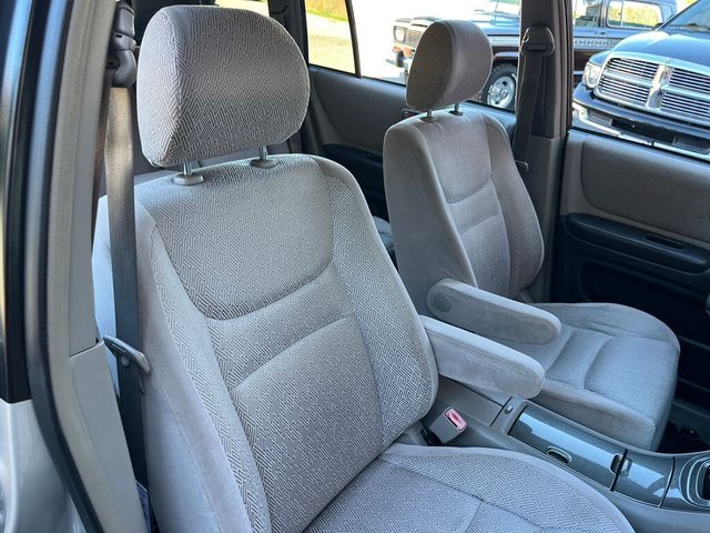 2002 Toyota Highlander GREAT VALUE AWD - 22927582 - 31