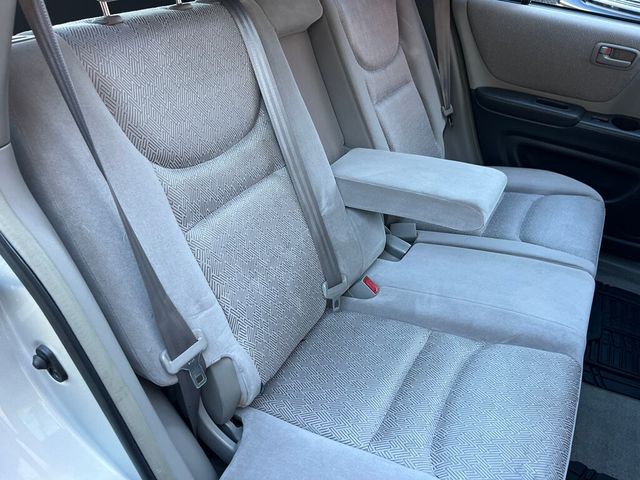 2002 Toyota Highlander GREAT VALUE AWD - 22927582 - 36