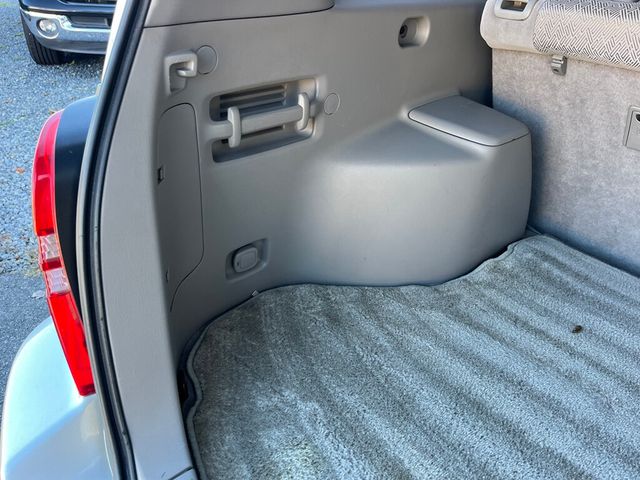 2002 Toyota Highlander GREAT VALUE AWD - 22927582 - 39