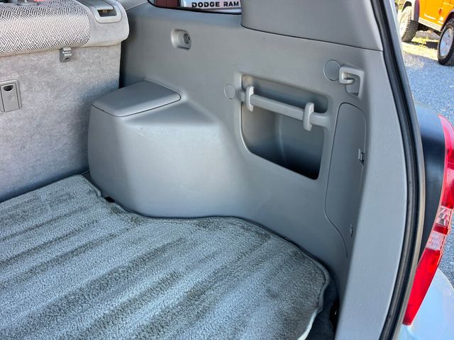 2002 Toyota Highlander GREAT VALUE AWD - 22927582 - 40