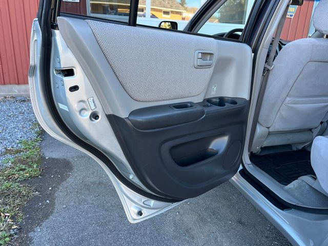 2002 Toyota Highlander GREAT VALUE AWD - 22927582 - 47