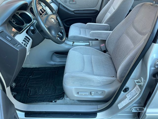 2002 Toyota Highlander GREAT VALUE AWD - 22927582 - 52