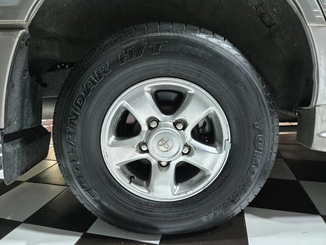 2002 Toyota Land Cruiser 4dr 4WD - 22970263 - 41