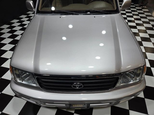 2002 Toyota Land Cruiser 4dr 4WD - 22970263 - 52