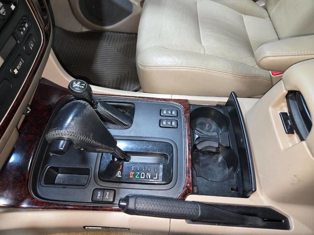 2002 Toyota Land Cruiser 4dr 4WD - 22970263 - 89