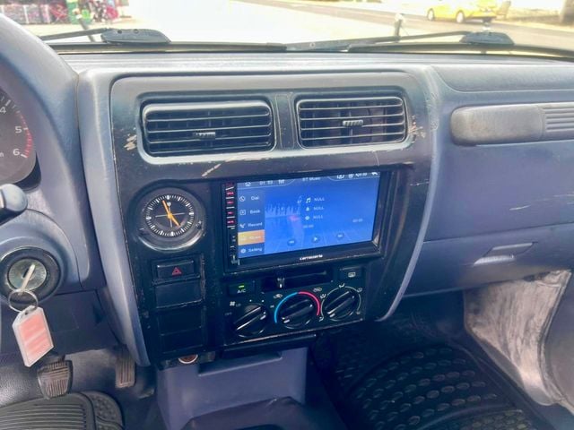 2002 Toyota Land Cruiser Disponible para alquiler Surf 4x4 11 Personas - 20907397 - 16