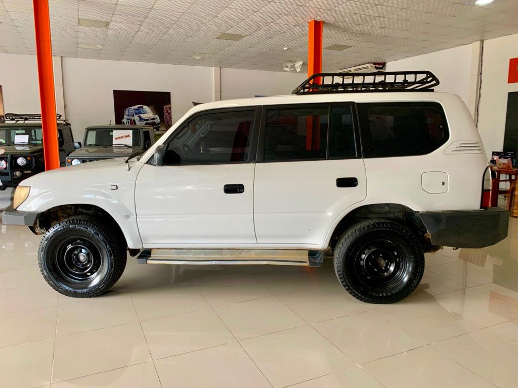 2002 Toyota Land Cruiser Disponible para alquiler Surf 4x4 11 Personas - 20907397 - 1