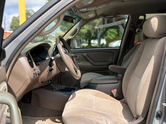 2002 Toyota Sequoia 4dr SR5 - 23024669 - 9