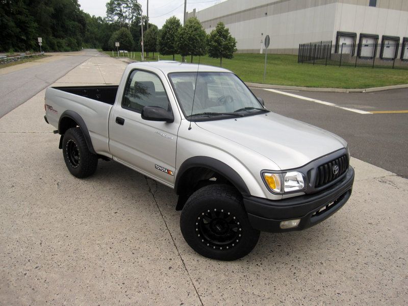 2002 Toyota Tacoma Reg Cab Manual - 23052010 | Video 2