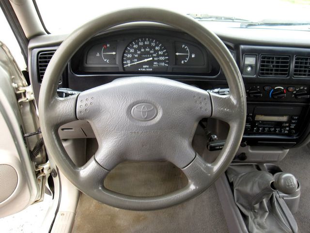2002 Toyota Tacoma Reg Cab Manual - 23052010 - 19