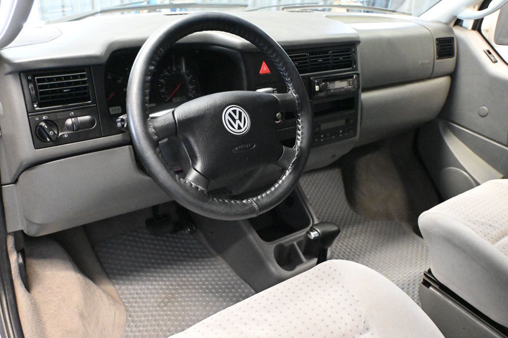Volkswagen EuroVan photo 10