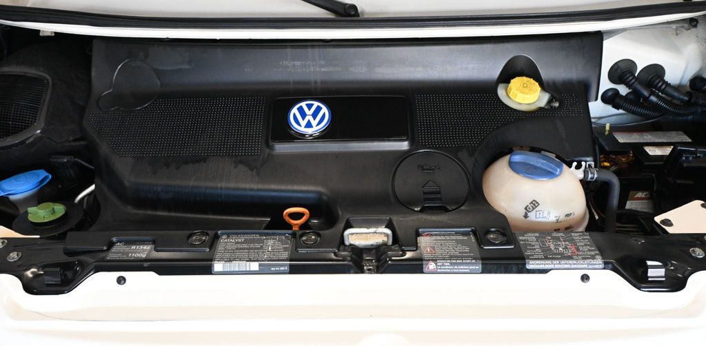 Volkswagen EuroVan photo 17