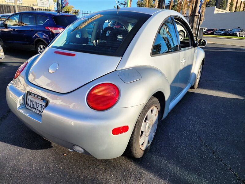 2002 Volkswagen New Beetle 2dr Coupe GLS Automatic - 22321002 - 3