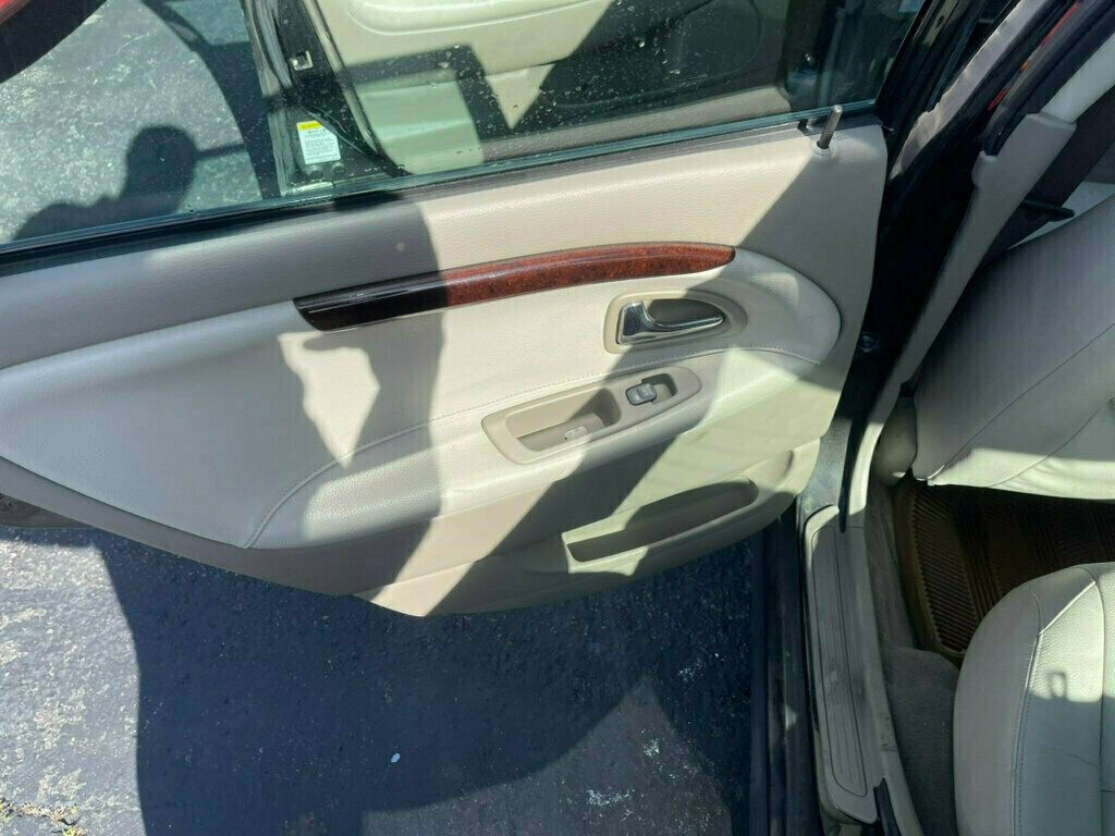 2002 Volvo S40 1.9T - 22944428 - 17