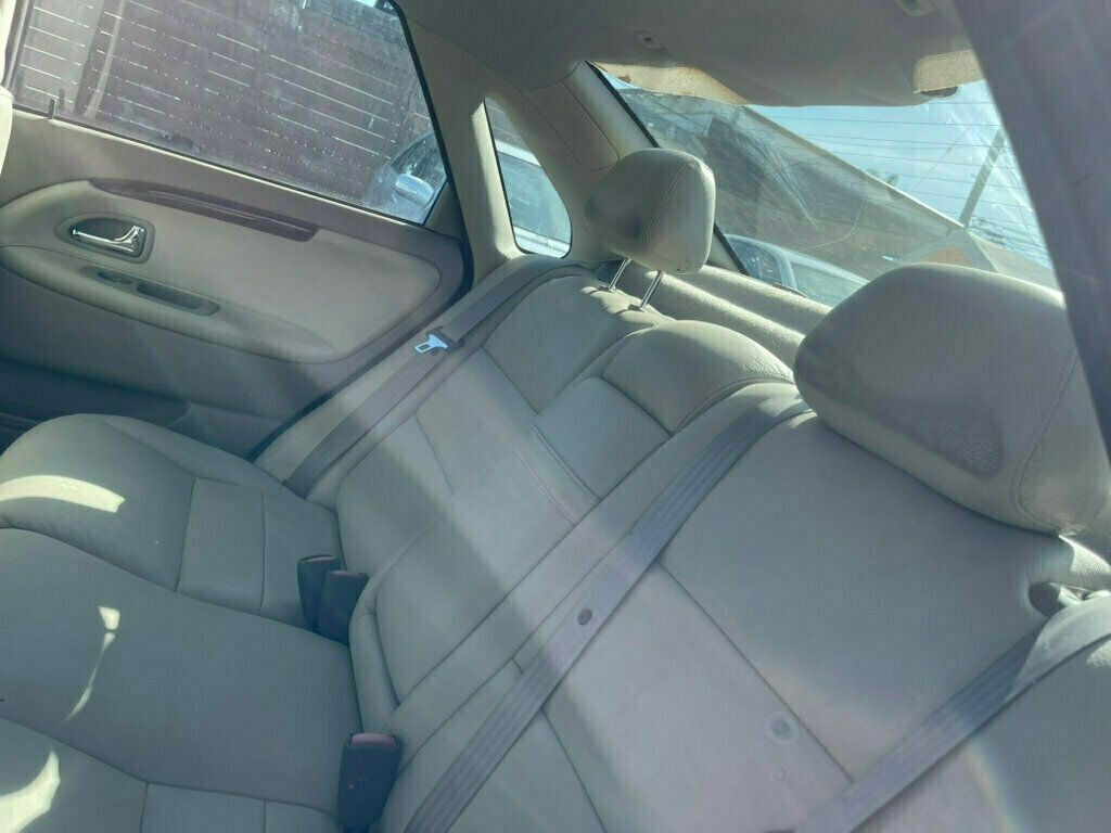 2002 Volvo S40 1.9T - 22944428 - 19