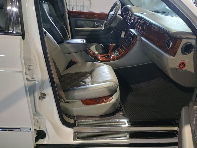 2003 Bentley Arnage 4dr Sedan R Clean Carfax - 22950506 - 38