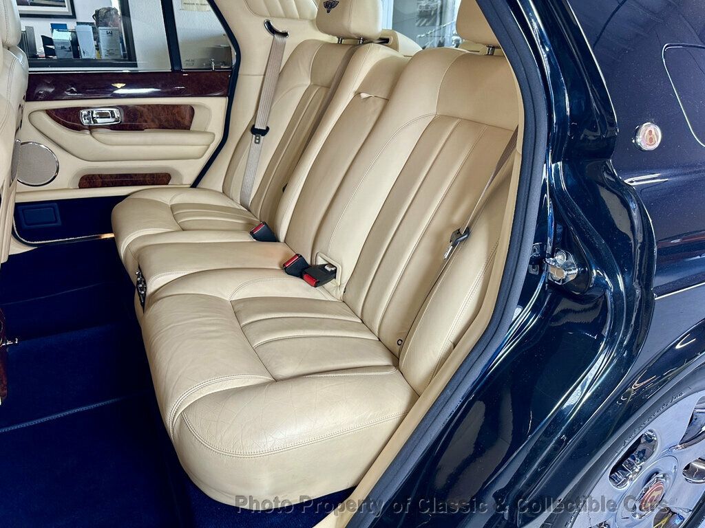 Bentley Arnage photo 15